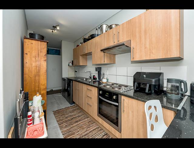 2 BEDROOM APARTMENT TO LET IN WOODSTOCK